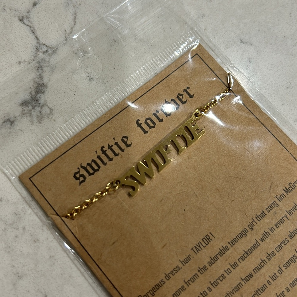 Swiftie Gold Necklace NWT Taylor Swift Name Plate Necklace Jewelry